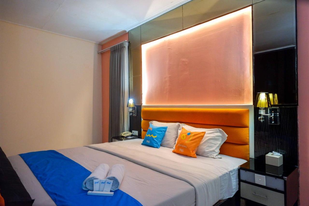 Sans Hotel International Surabaya Gubeng Zewnętrze zdjęcie