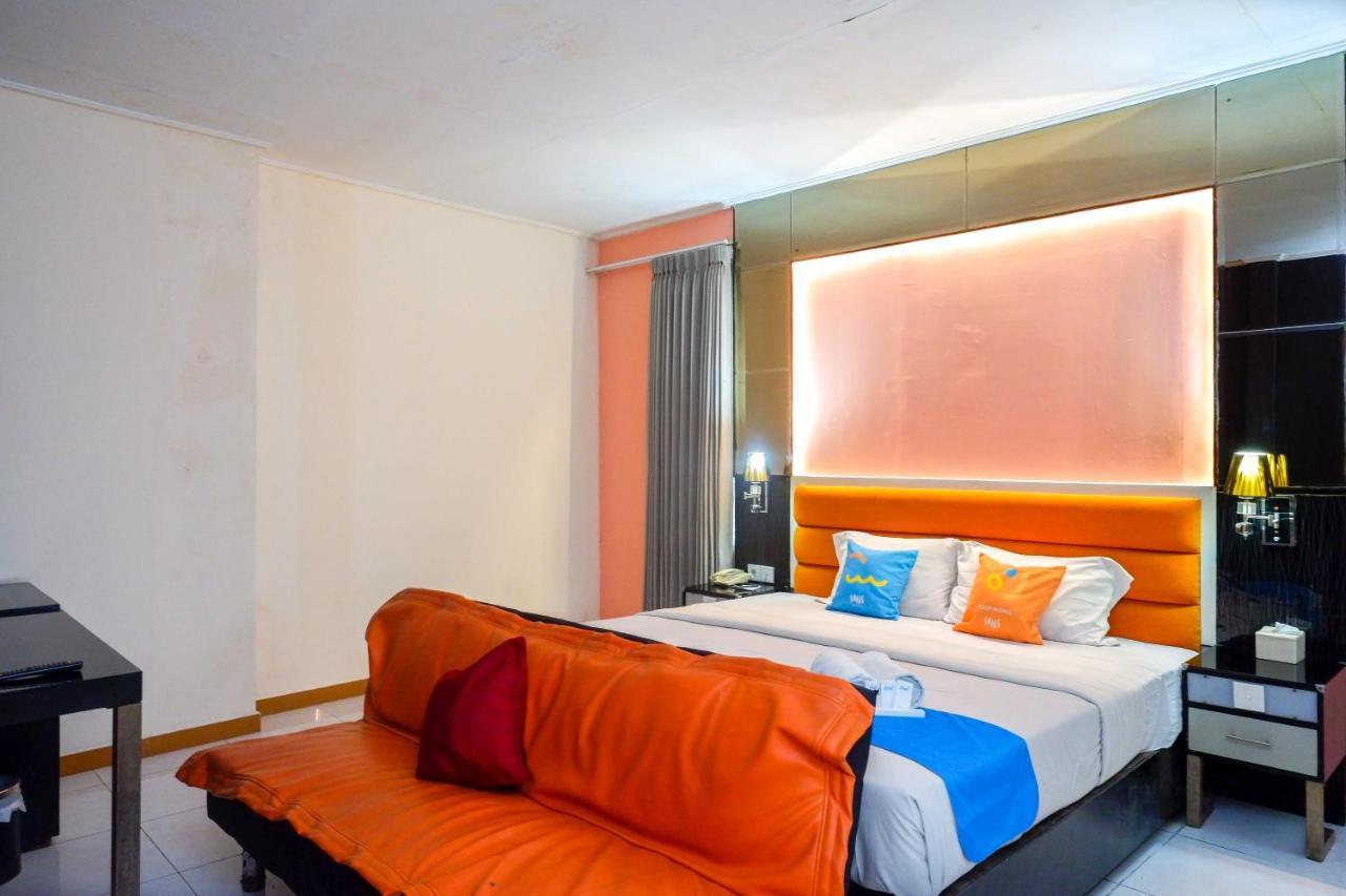 Sans Hotel International Surabaya Gubeng Zewnętrze zdjęcie